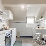H11 Maison Belvedere - Vista Apartment