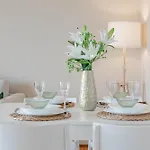 H11 Maison Belvedere - Vista Apartment *